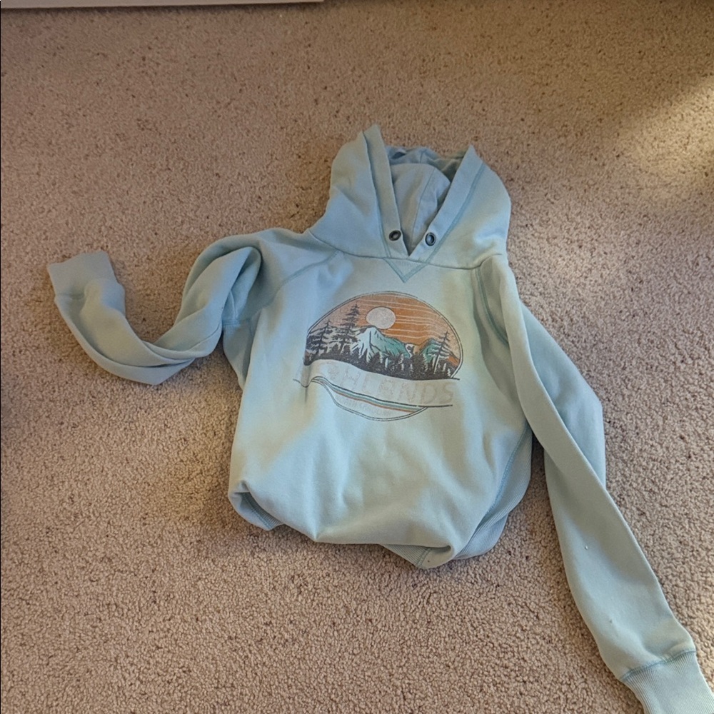 Blue 84 Light blue sweatshirt bought at the highlands out post (so cutesy)!💖